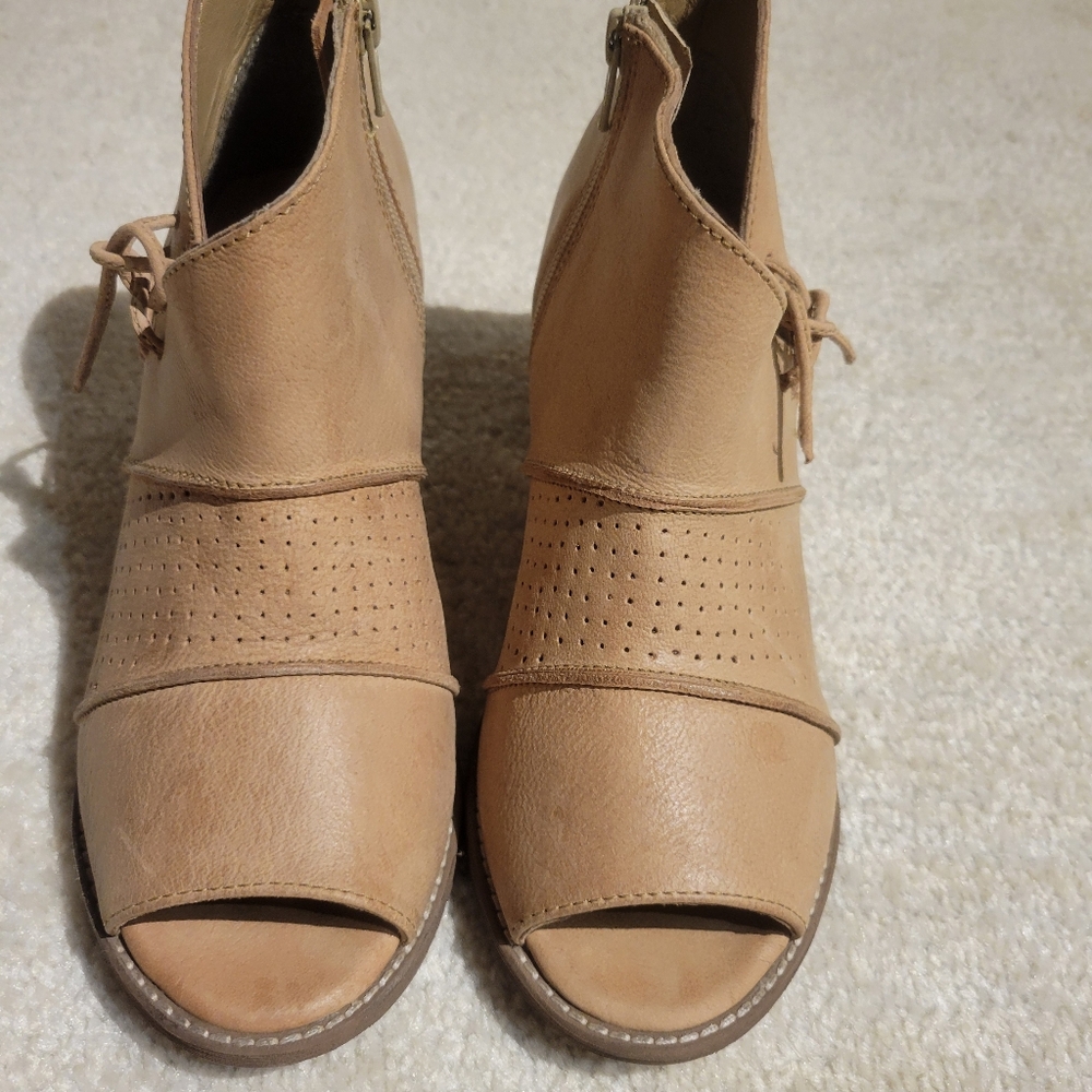 Roan Katherine Pre-Owned Open Toe Tan Brown Leather Heel Bootie Women's Size 8